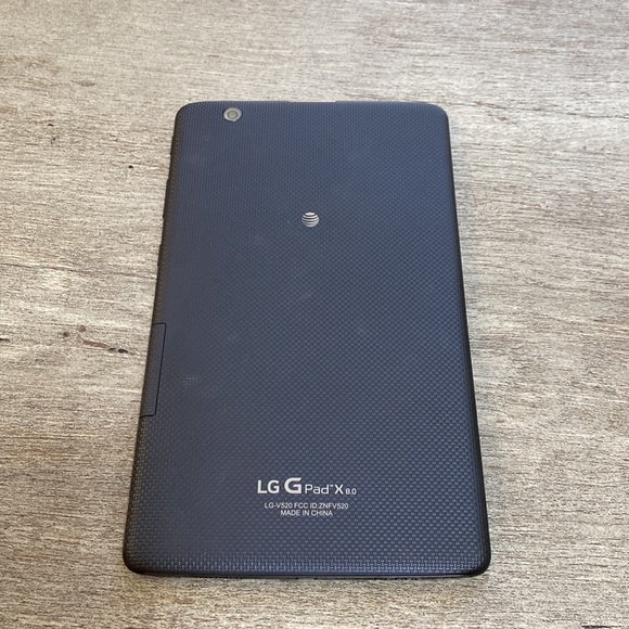 LG G Pad X 8.0 with Case - Picture 4 of 12